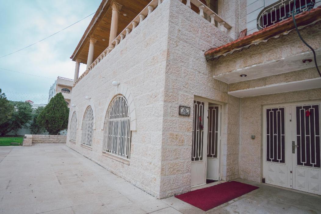 Karrain Villa-The Apartment Мадаба Экстерьер фото